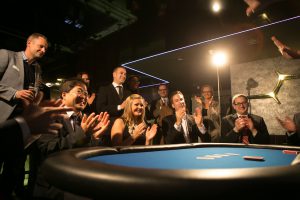 Exklusive Tischzauberei am Pokertisch